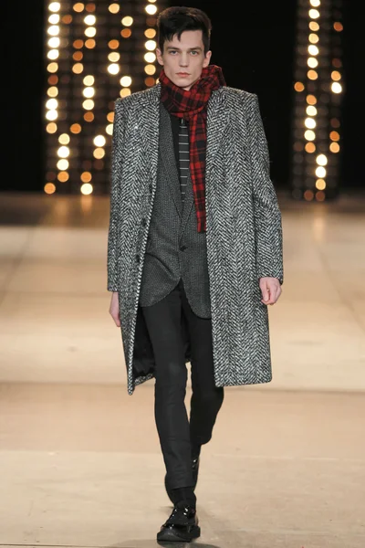 Look 51